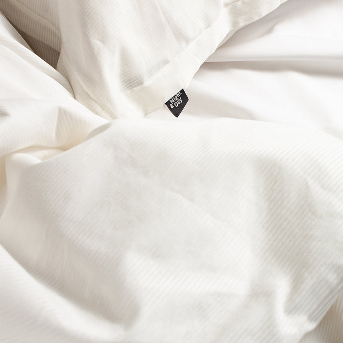 Night & Day RAIE sengesæt – Hvid